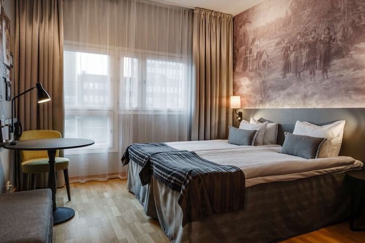 Room 15 of 64