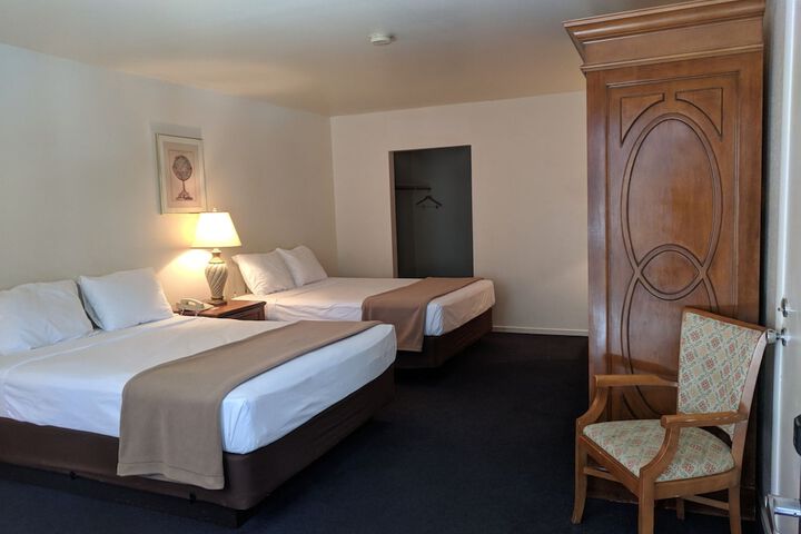 Room 9 of 81