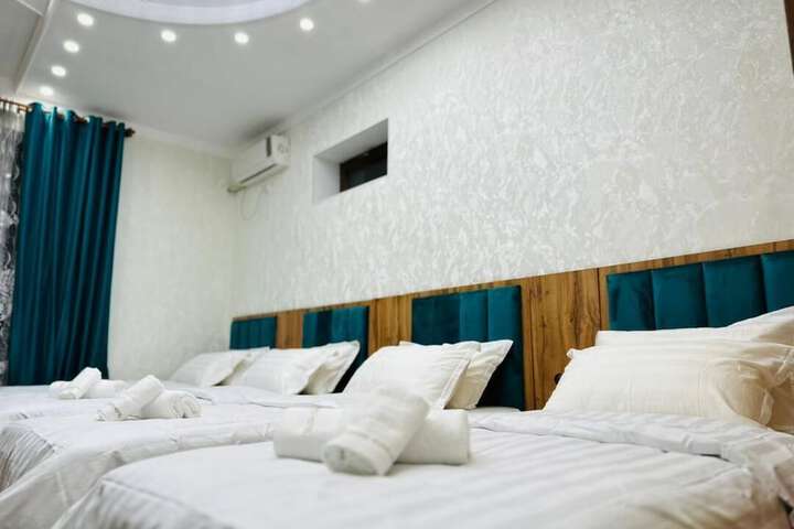 Room 13 of 62