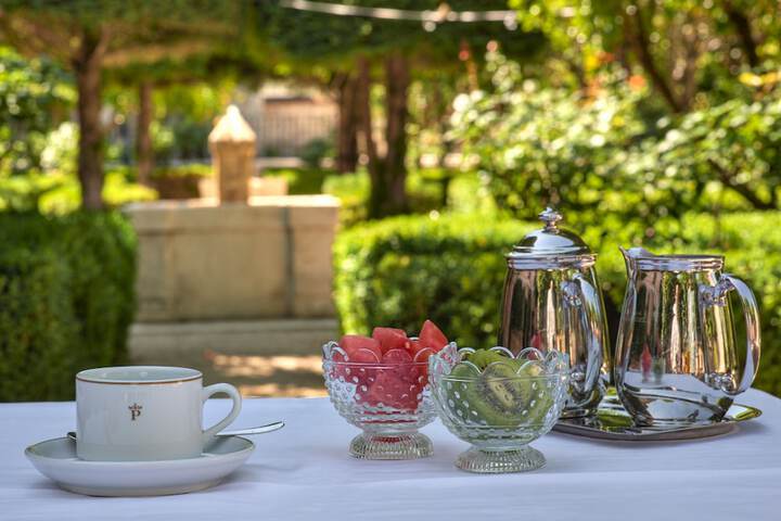 Breakfast/Coffee Service 13 of 38