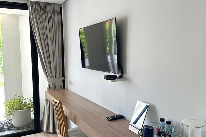 Room 7 of 52