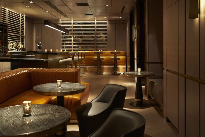 Lounge 91 of 101