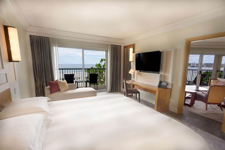 Room 14 of 160