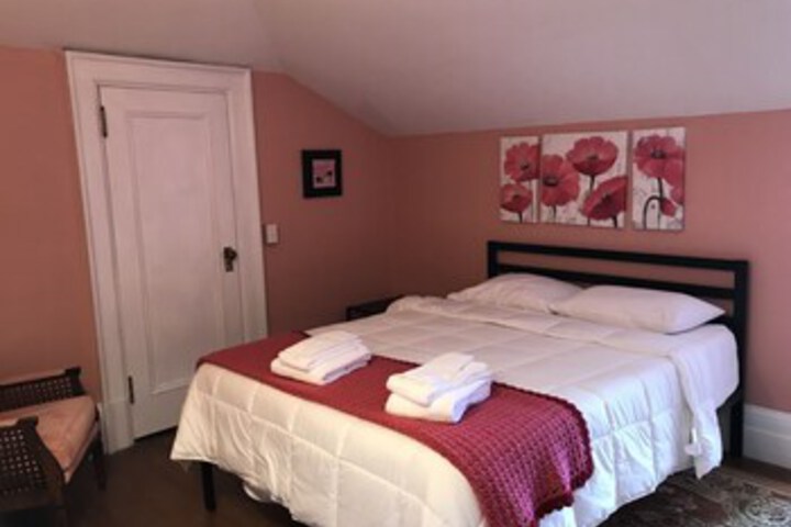 Room 56 of 108