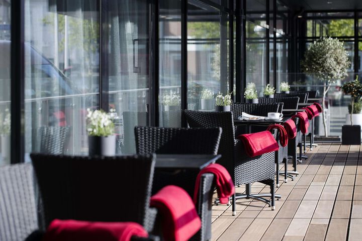 Terrace/Patio 50 of 52