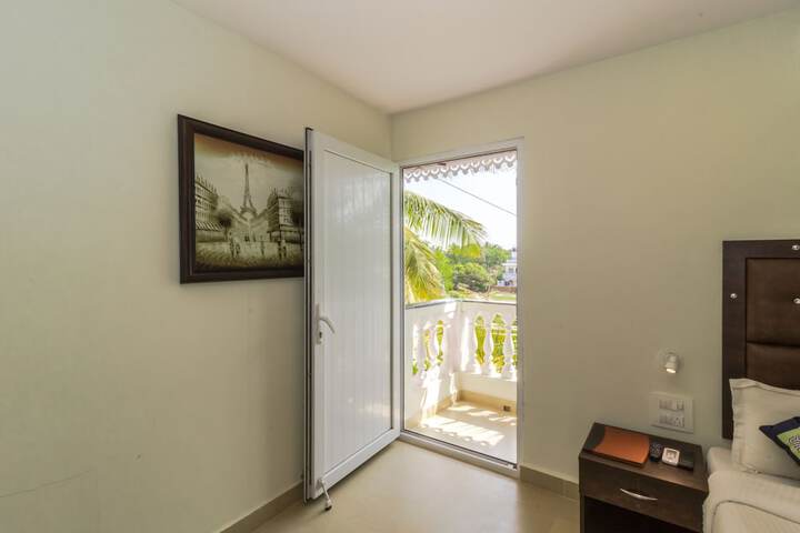 Room 4 of 59