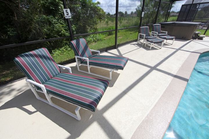 Terrace/Patio 23 of 36