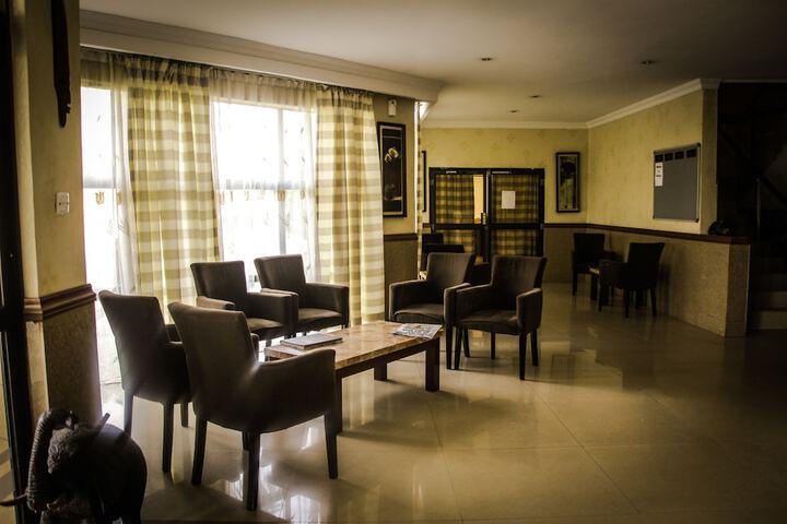 Guest Lobby