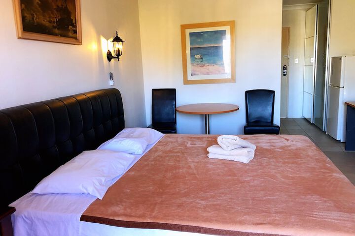 Room 21 of 35