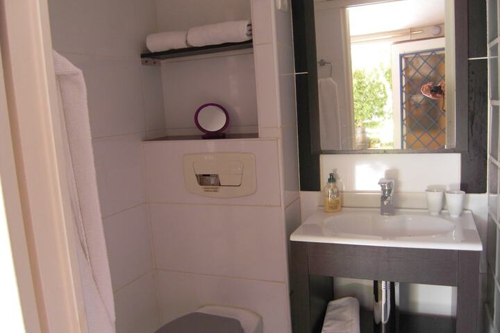 Clean Restrooms