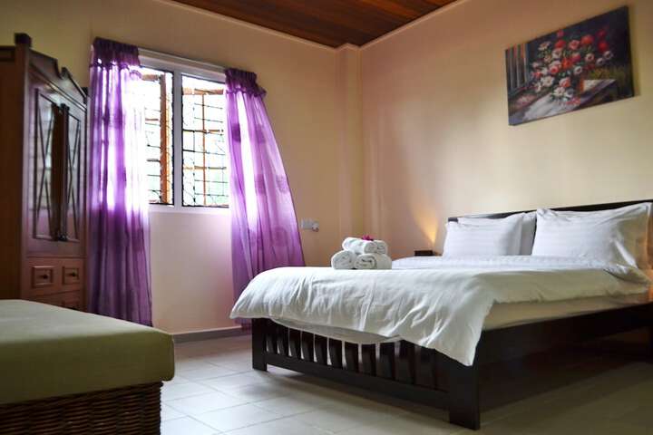 Room 15 of 197