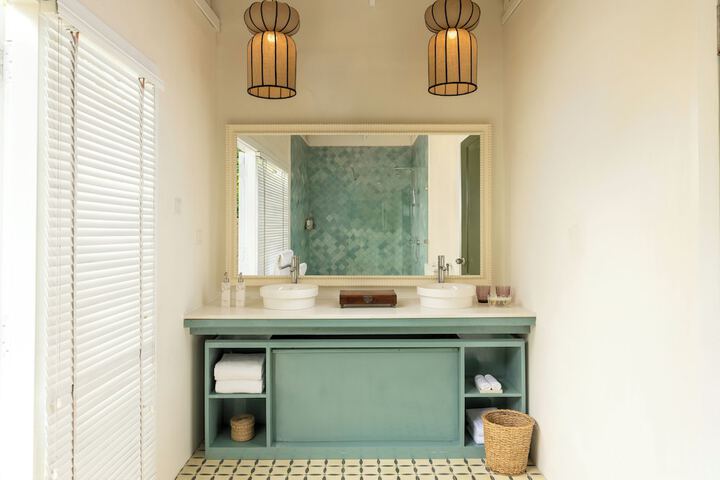 Bath Interior