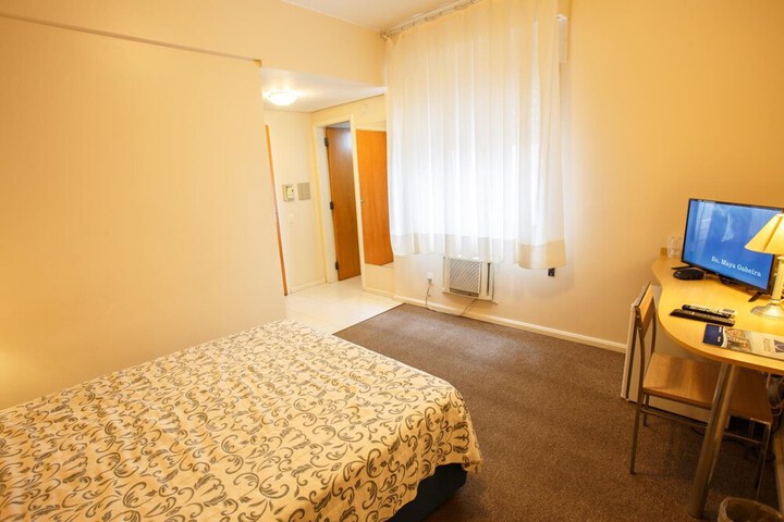 Room 12 of 46