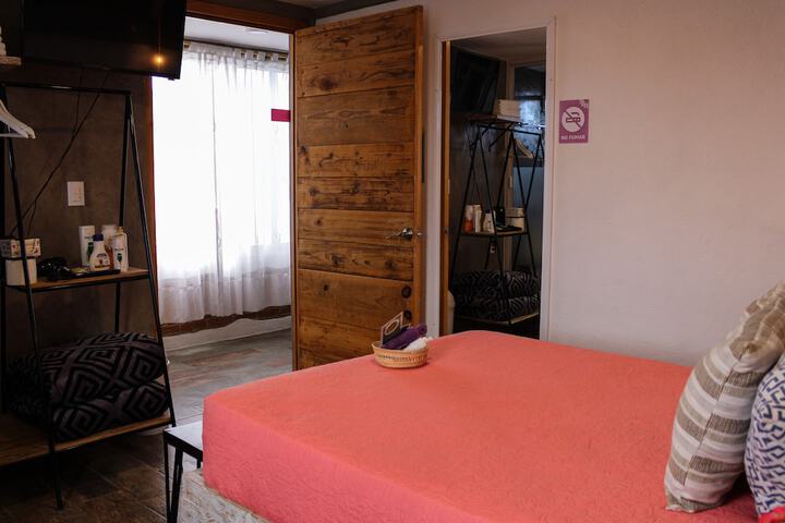 Room 5 of 50