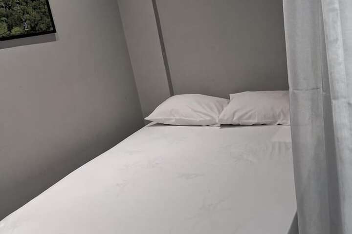 Room 8 of 23