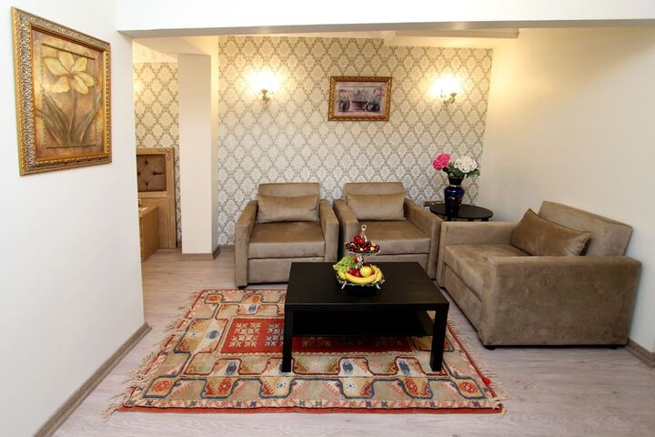 Room 35 of 67