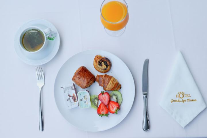 Breakfast/Coffee Service 32 of 42