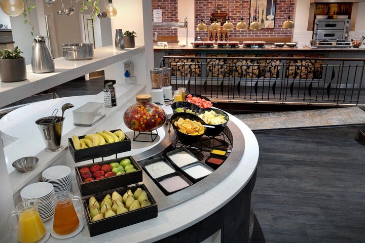Breakfast/Coffee Service 45 of 72
