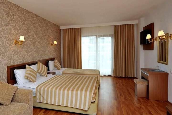 Room 7 of 29