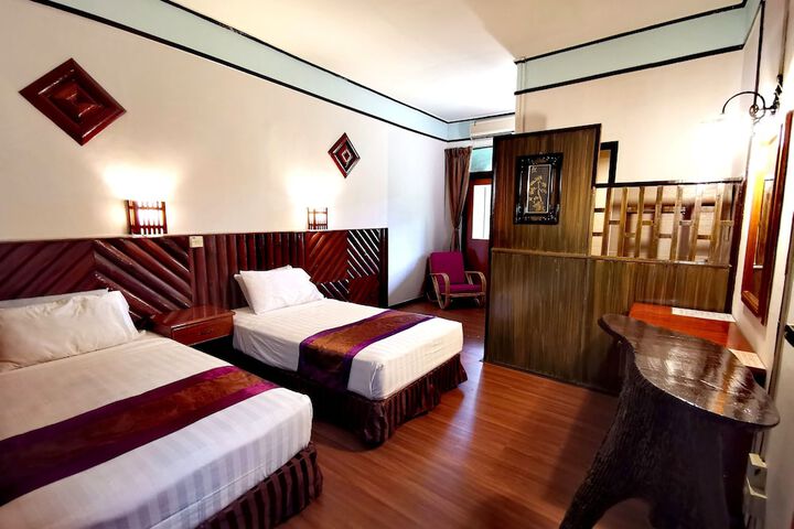 Room 10 of 55