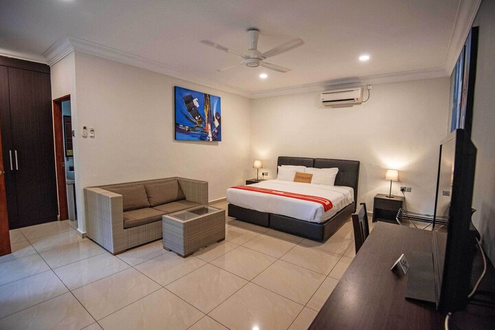 Room 28 of 60