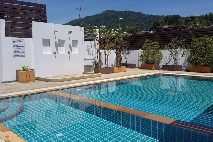 Hotel Pool
