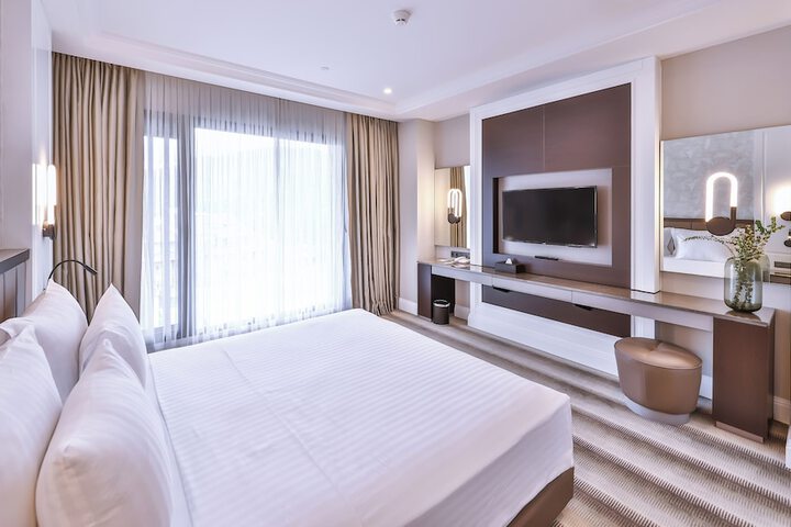 Room 15 of 89