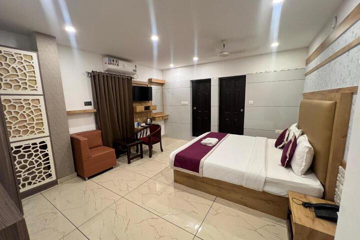 TCS SUITES