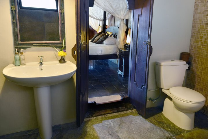 Bath Interior