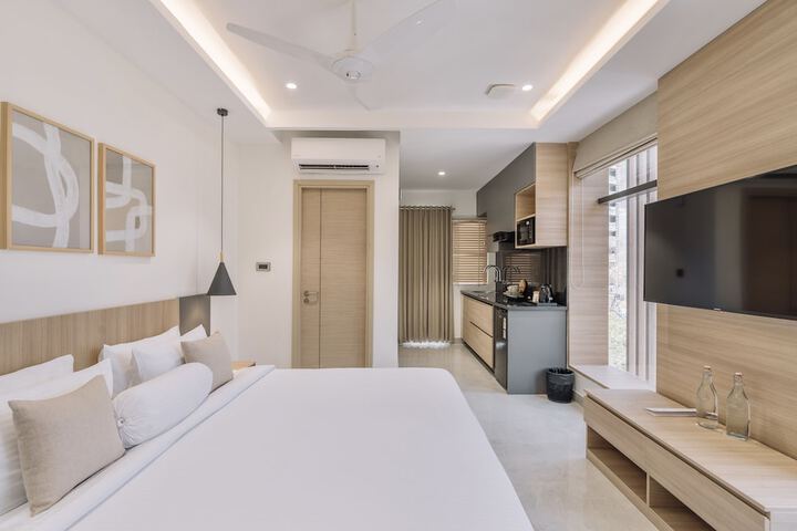 Room 18 of 40
