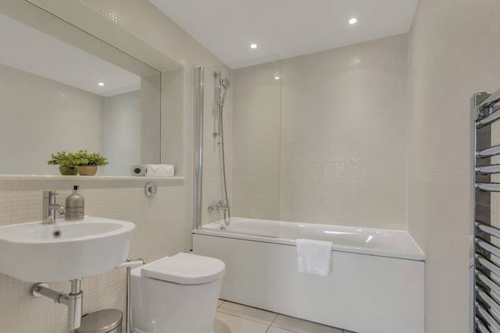 Bath Photo