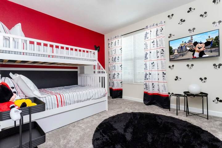 Room 120 of 144