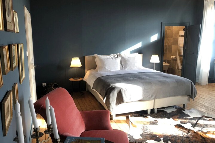 Room 20 of 144