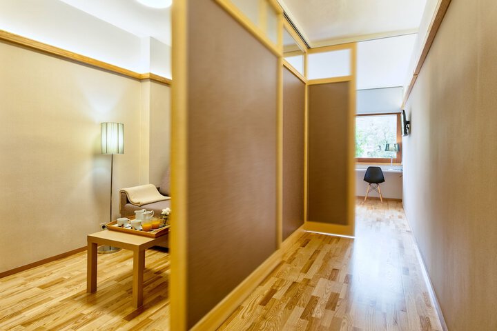 Room 14 of 22