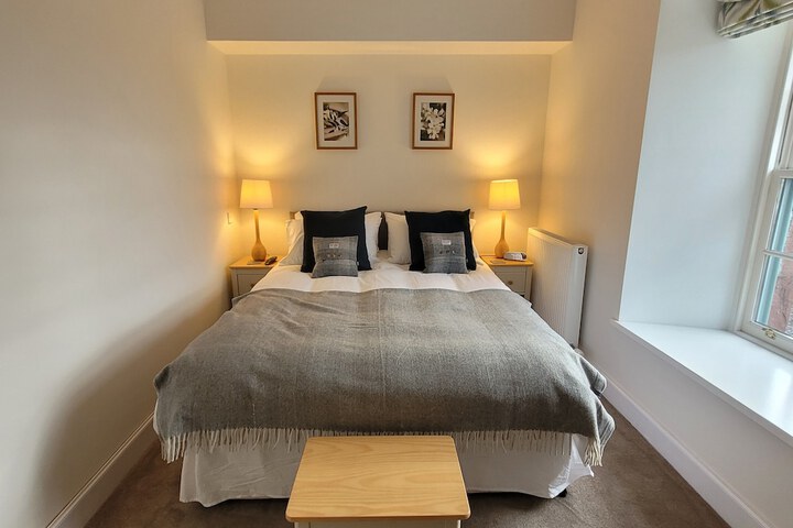 Room 9 of 71