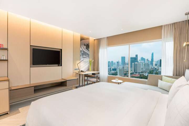 Room 58 of 133