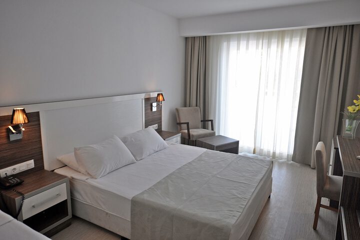Room 5 of 35