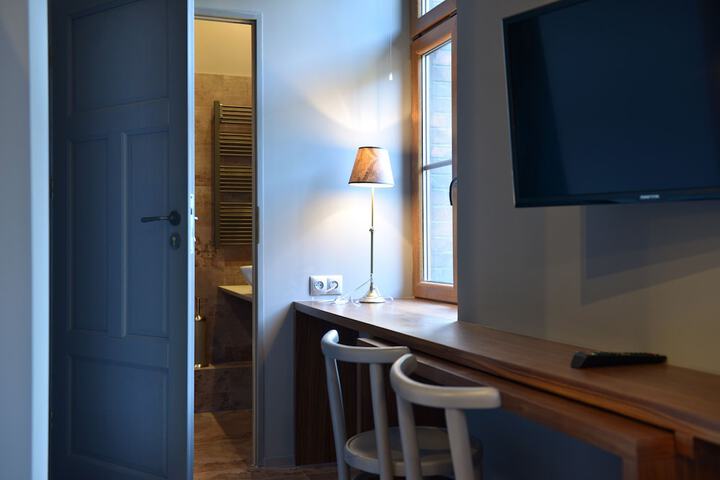 Room 6 of 41
