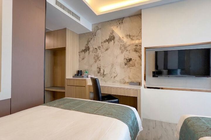 Room 45 of 88