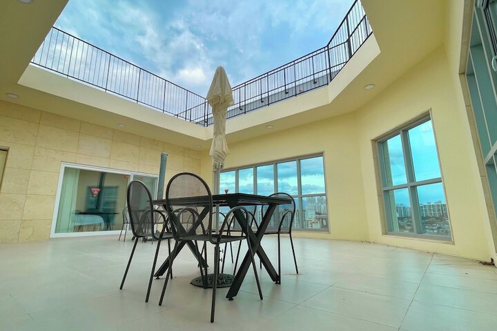 Terrace/Patio 49 of 76