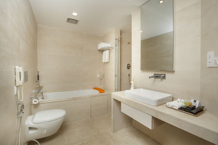 Room 73 of 120