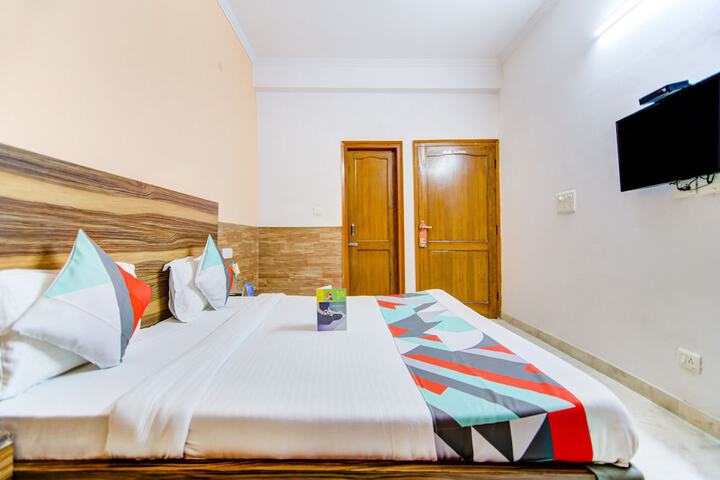 Room 7 of 17