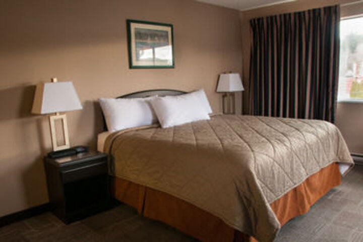 Room 13 of 24