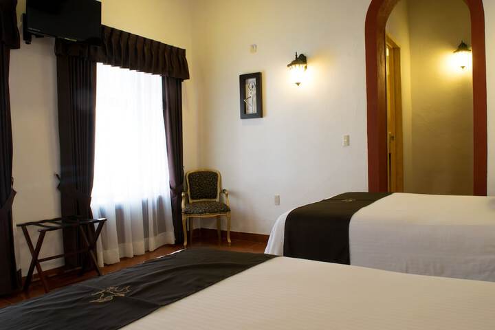 Room 27 of 40