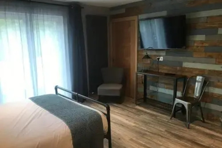 Room 7 of 22