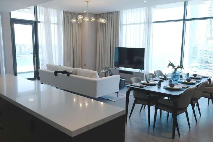Room 25 of 43