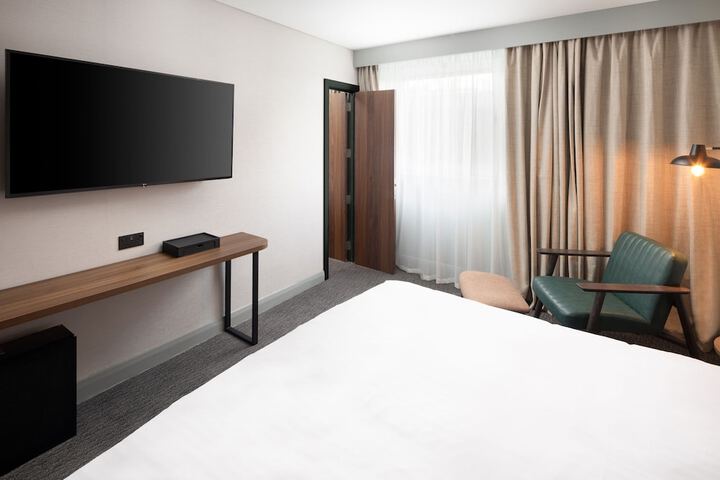 Room 20 of 51