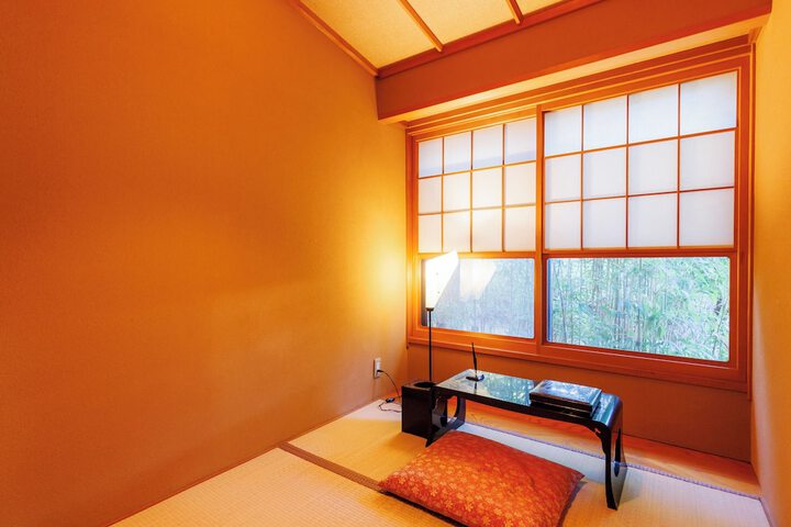 Room 30 of 175