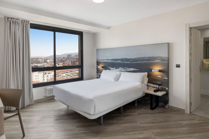 Room 38 of 46