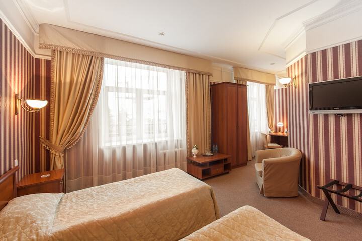 Room 15 of 64